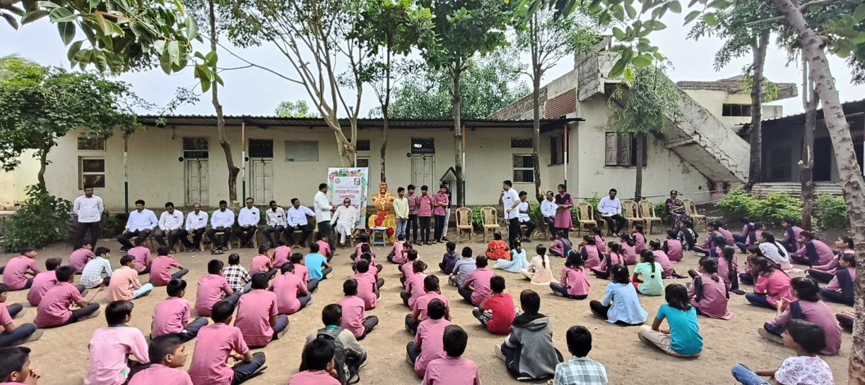 महाराष्ट्र विद्यालय – छायाचित्र 18